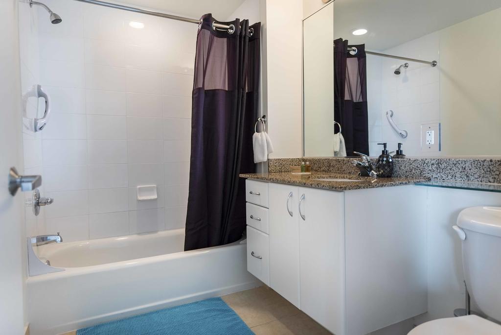 Dharma Home Suites Brickell Miami At One Broadway Room photo